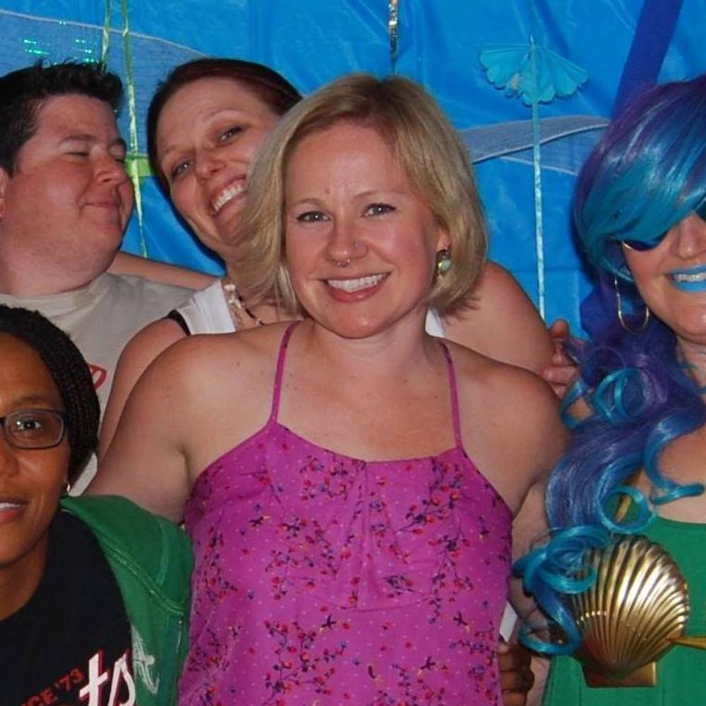 Meet your Posher, Emily